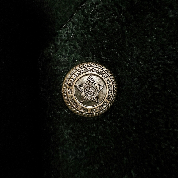 Vintage Thums Up Suede Leather Vest w/ seal of Oklahoma button snaps, size M - Picture 3 of 5